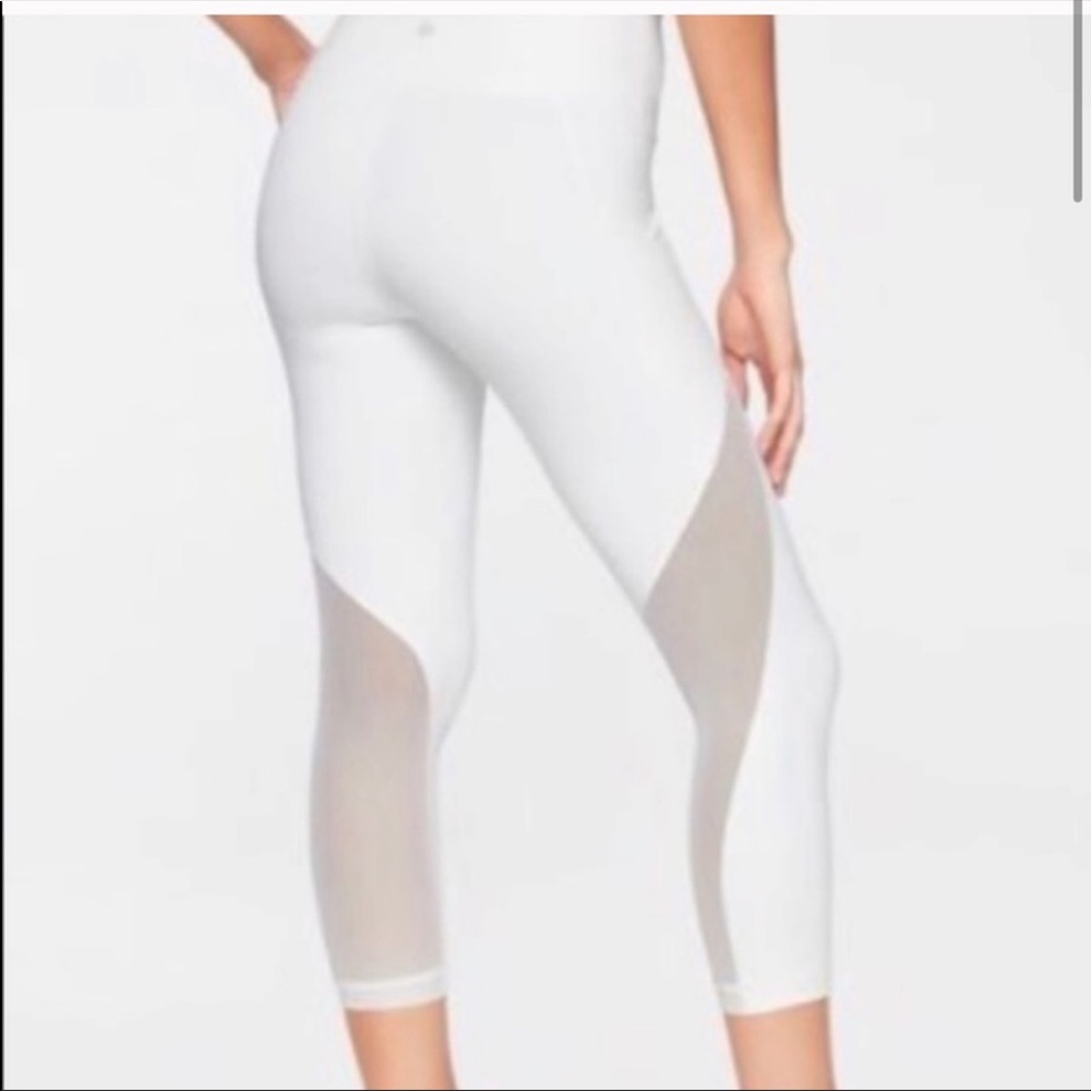 Athleta Fearless Murda Leggings NWOT - Picture 2 of 5